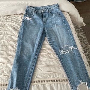 American Eagle Mom Jeans